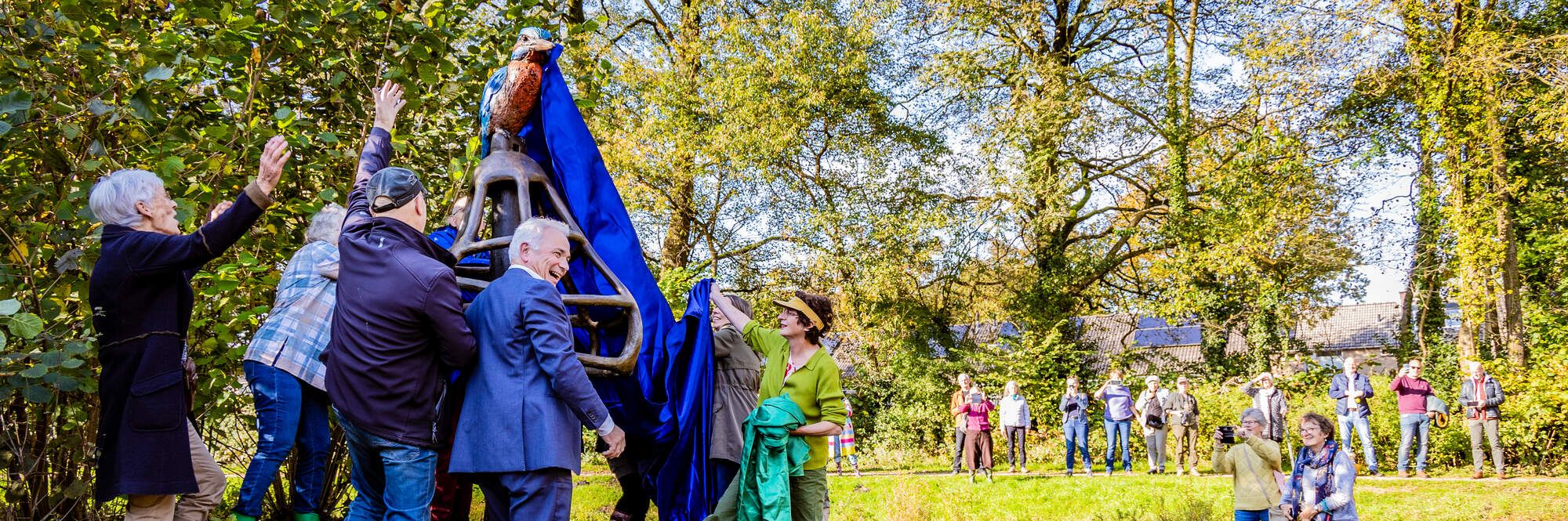 Opening kunstwerk De IJsvogel in Ugchelen